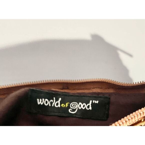 World of Good Women’s Diamond Beaded Embellishment Zip Wristlet Brown - Picture 5 of 6